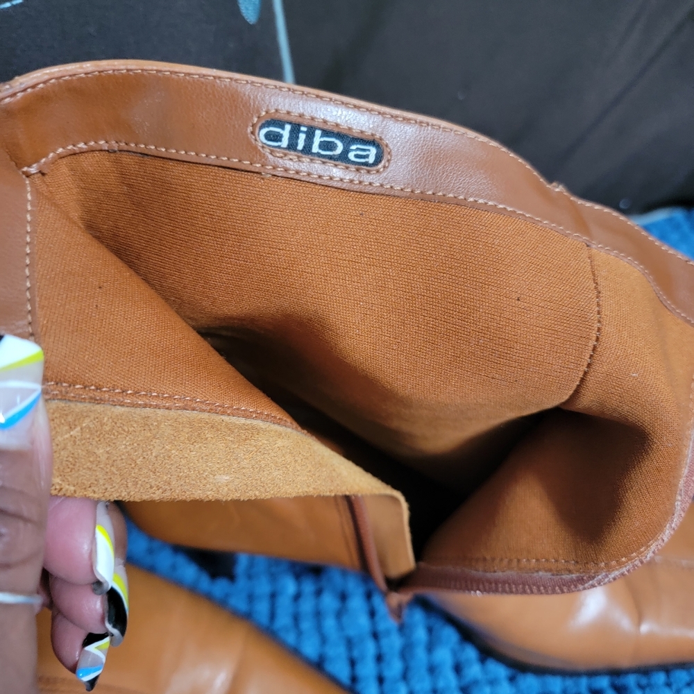 Boots - Picture 10 of 10